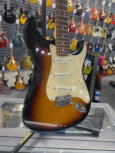 FENDER AM STRATOCASTER RW 3TS 4